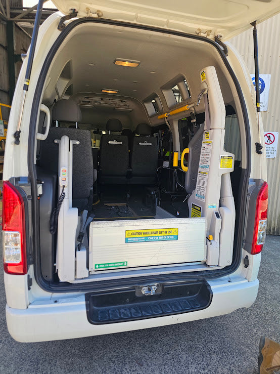 2013 Toyota Hiace Welcab Wheelchair Lift